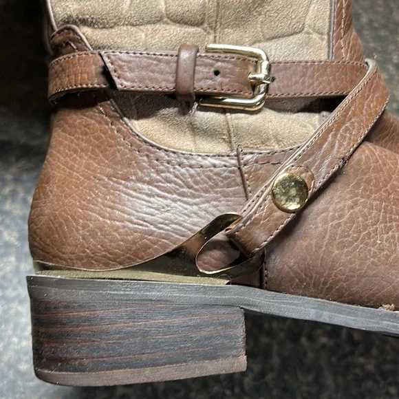 Azura Tall Boots - Picture 9 of 12